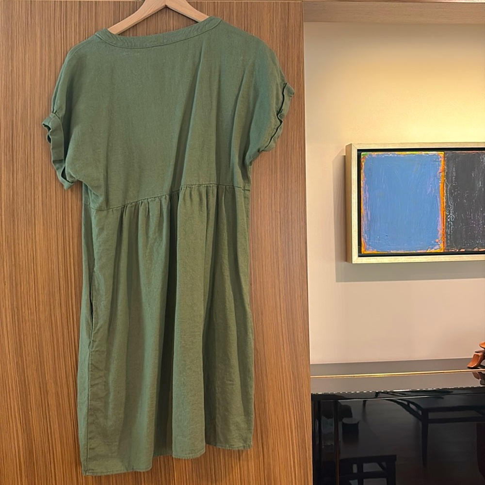 Briggs:  Linen Dress w/Pockets, Size Medium, Muted Green - Picture 3 of 6